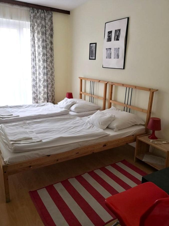 Hotel Oroszlan Szigetvár Buitenkant foto