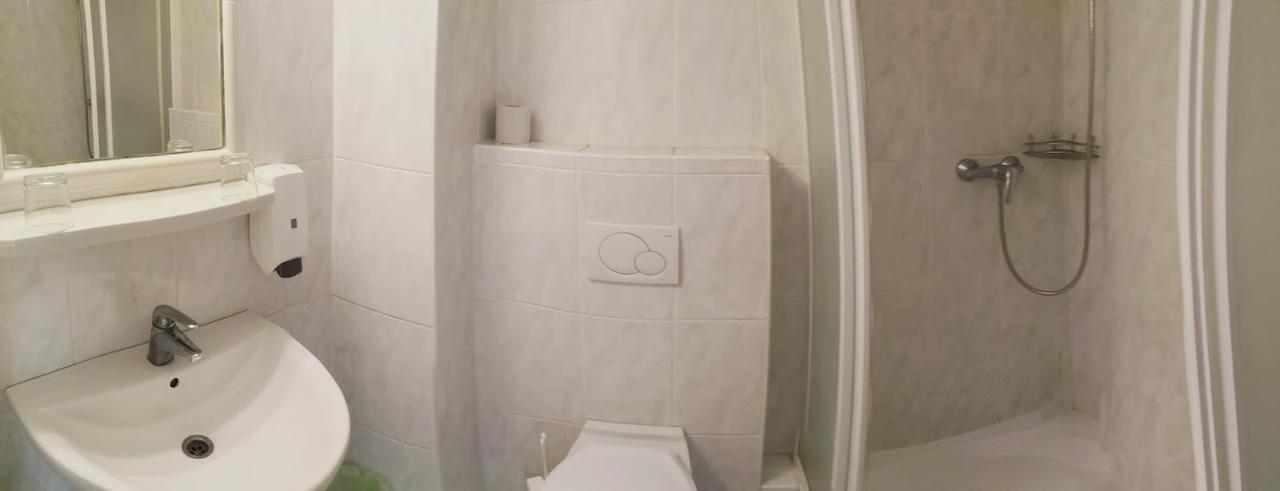 Hotel Oroszlan Szigetvár Buitenkant foto